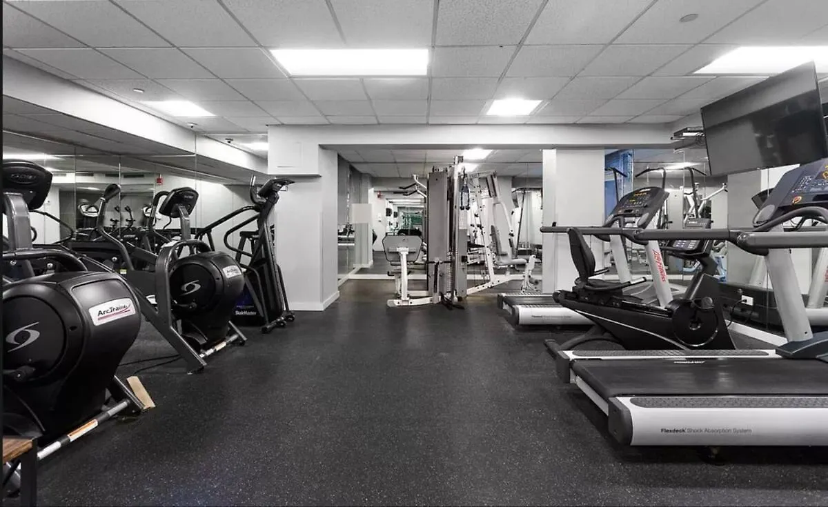 ניו יורק 73-519 New Studio Uws Doorman Gym דירה